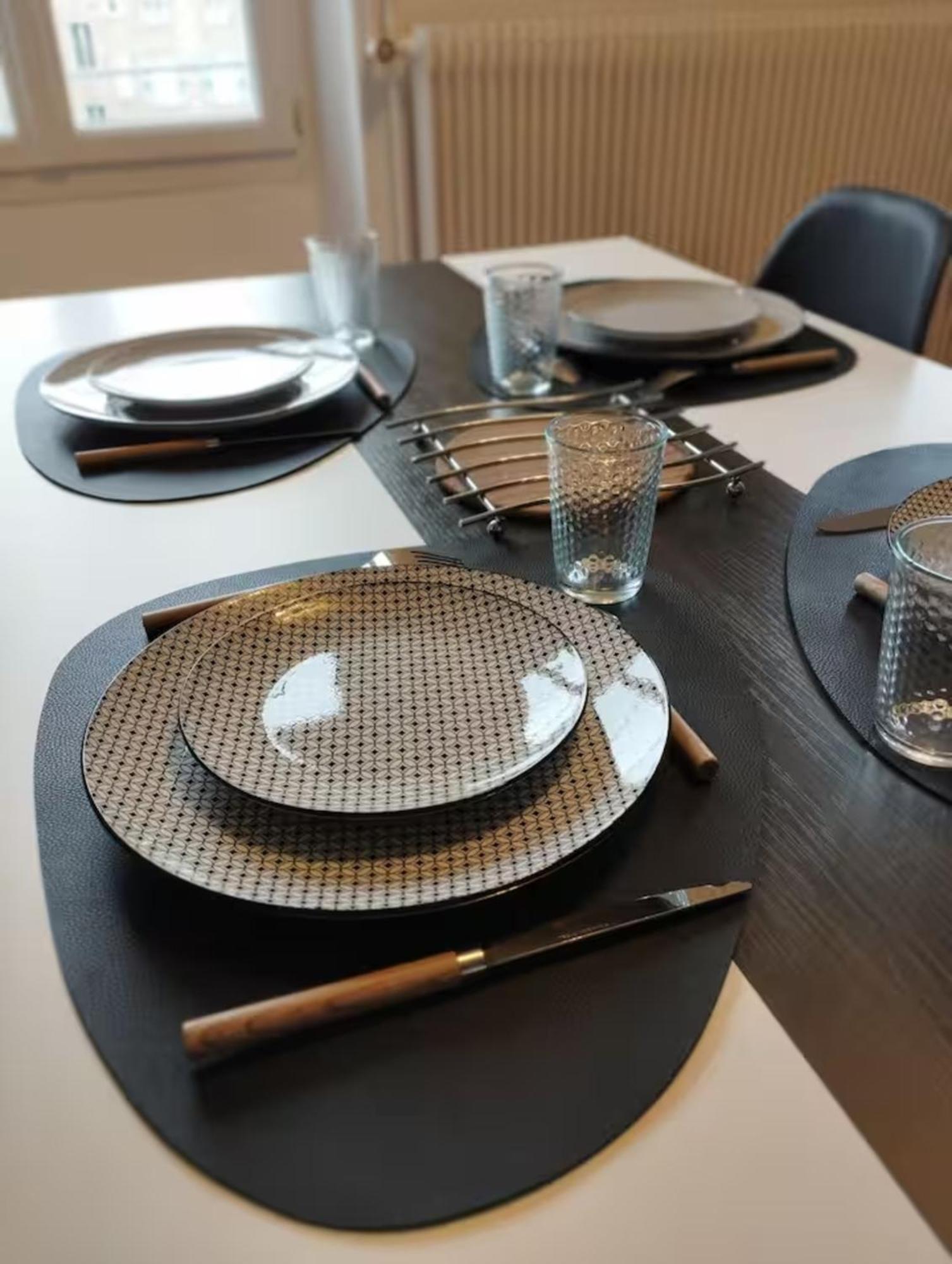 Foch Apartment